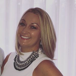 Meet your Posher, April